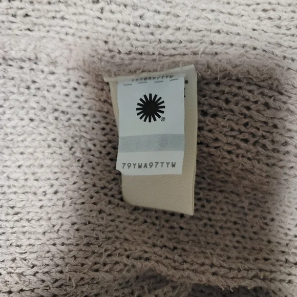 Ugg Kennedy Poncho Cardigan Sweater - Picture 8 of 10